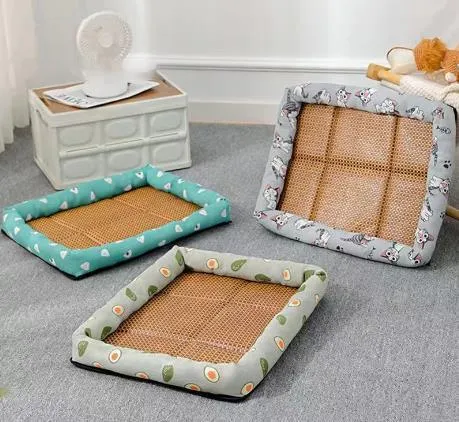 ChillPaws™ - The Ultimate Pet Ice Pad Mat for Cool Comfort!